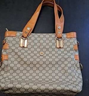 Hernan Faux Leather Tote Bag.   Size 15"×12"×5"